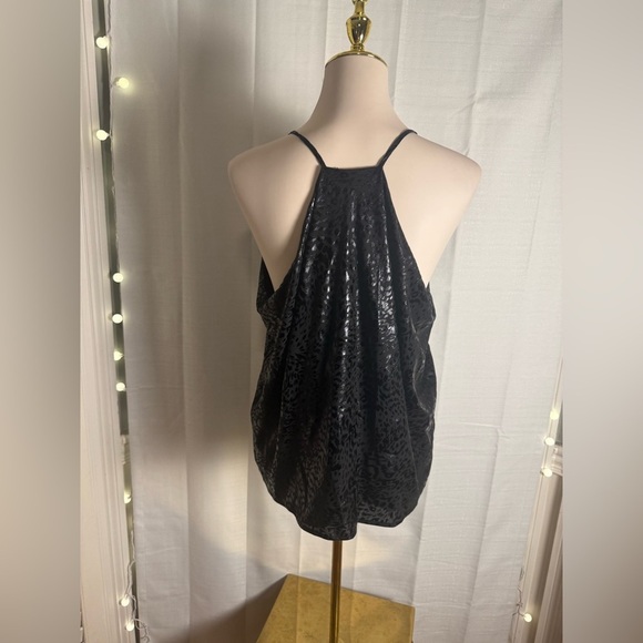 Adrienne Black Metallic Relaxed Camisole - Picture 3 of 7